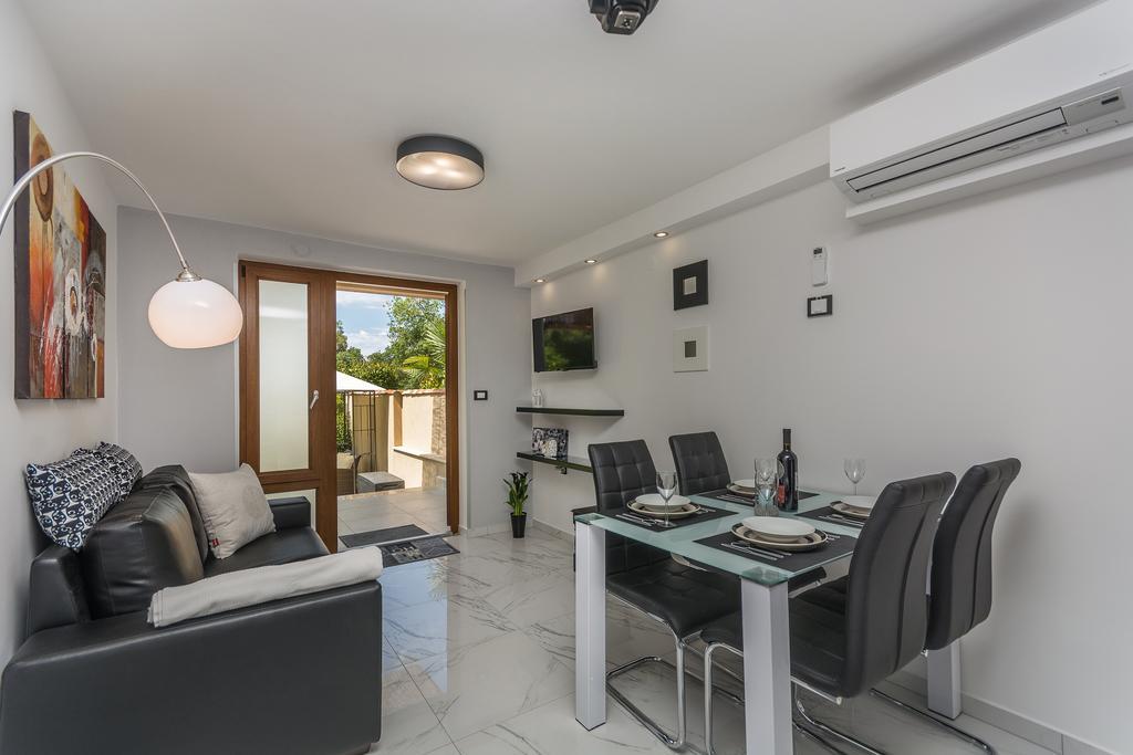 Luxury Apartments Sonja Пореч Экстерьер фото